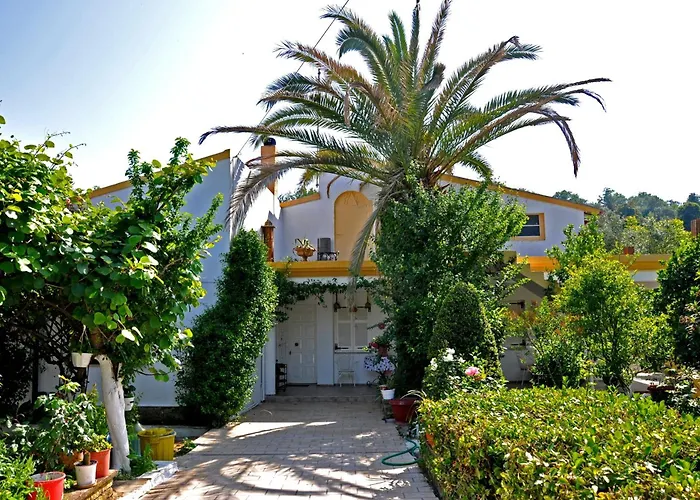 Villa Elena Studios